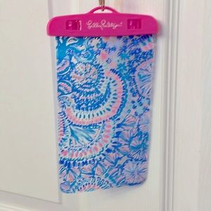 This is a Lilly Pulitzer waterproof cell phone case.